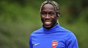Bacary Sagna Akan Memperpanjang Kontrak di Arsenal